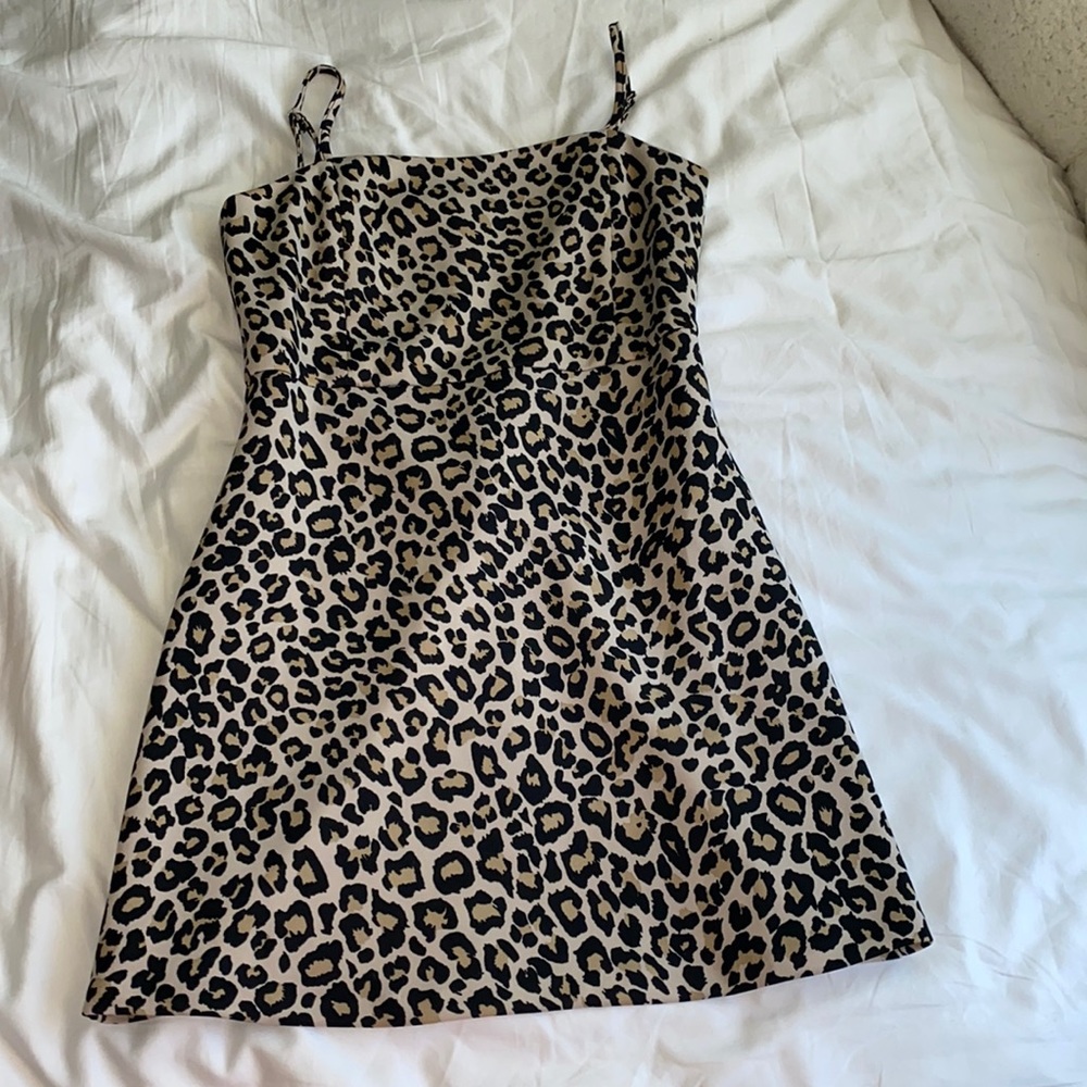 MINI Pull&Bear Leopard Print Dress